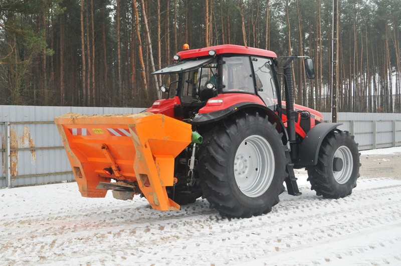ronar HZS-10 Self-Loading Gritter / Road Salt Spreader for Mounting on Rear Tractor Linkage 1 Cubic Meter Capacity
