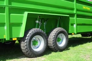 Pronar T046-2 Double Axle Cattle and Livestock Trailer with Hydraulic Drop-Down Floor