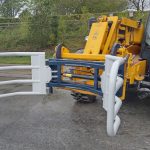 Round bale handler